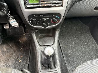 Peugeot 206 1.4 Génération (Hatchback 3-dr.) picture 18