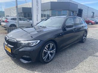 dommages BMW 3-serie Touring 330d M 266PK xDrive High Executive AUTOMAAT