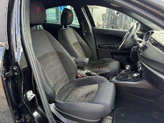 Alfa Romeo Giulietta 1.6 JTD AUTOMAAT 120PK picture 13