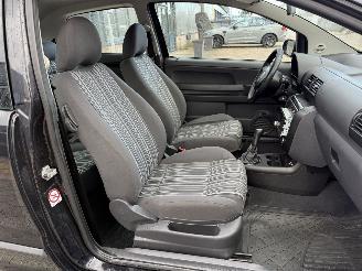 Volkswagen Fox 1.4 Trendline picture 12