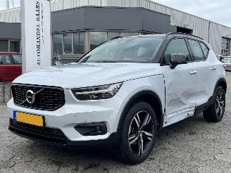 skadebil auto Volvo XC40 1.5 T2 R-Design 2020/12