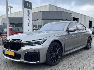 Vaurioauto  passenger cars BMW 7-serie 745e High Executive Individual Carbon-Core 2021/8