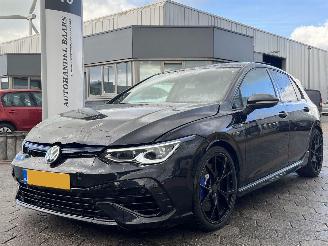 Vaurioauto  passenger cars Volkswagen Golf 2.0 TSI R 4Motion PANO AUTOMAAT 320PK 2021/5