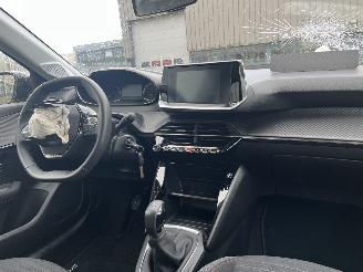 Peugeot 208 1.2 PureTech Active picture 12