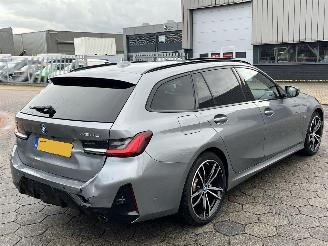 BMW 3-serie Touring 330e xDrive picture 4