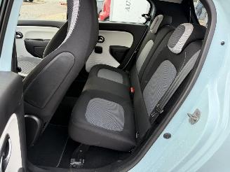 Renault Twingo 1.0 SCe Collection picture 11