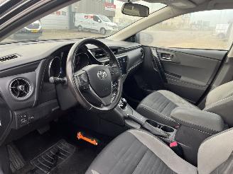 Toyota Auris Touring Sports 1.8 Hybrid Lease picture 15