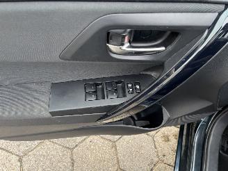 Toyota Auris Touring Sports 1.8 Hybrid Lease picture 18