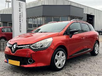 skadebil auto Renault Clio Estate 0.9 TCe Expression 2015/8