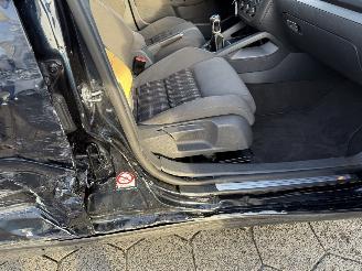 Volkswagen Golf 2.0 TFSI GTI picture 13