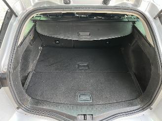 Renault Mégane Estate 1.2 TCe Limited picture 11