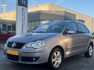 Schadeauto Volkswagen Polo 1.2-12V Optive 2007/5