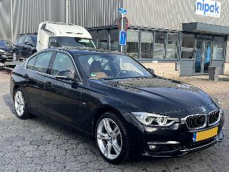 BMW 3-serie 320i High Executive AUTOMAAT picture 3