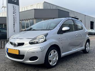 skadebil auto Toyota Aygo 1.0-12V Comfort 2009/10