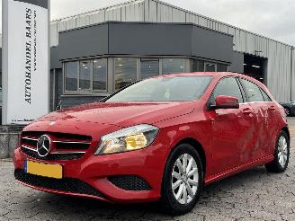 skadebil auto Mercedes A-klasse 180 CDI Ambition 2015/2
