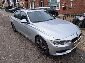 BMW 3-serie 320i high exec.automaat picture 1