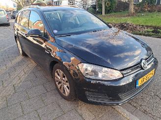 skadebil auto Volkswagen Golf 1.0i variant 85kw 2016/6