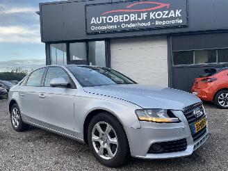 Unfallwagen Audi A4 2.0 TDI sedan Pro Line Business AIRCO 2009/10