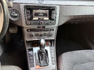 Volkswagen Passat 1.4 TSI Executive Line AUTOMAAT AIRCO NAVI picture 13