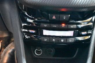 Peugeot 2008  picture 27