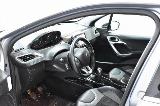 Peugeot 2008  picture 16
