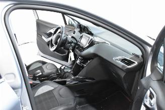 Peugeot 2008  picture 12