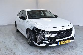 Schadeauto Peugeot 308 1.2 PT Act. Pack Bns 2024/2