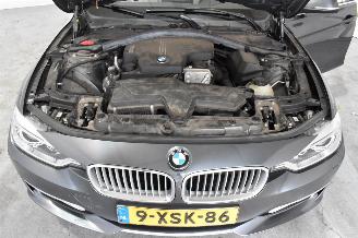 BMW 3-serie 320i High Executive picture 13