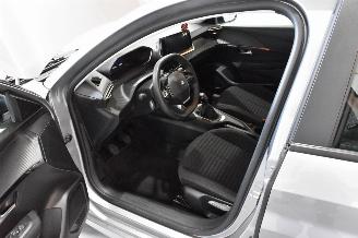 Peugeot 208 1.2 PureTech Active picture 16