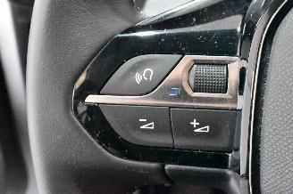 Peugeot 208 1.2 PureTech Active picture 24