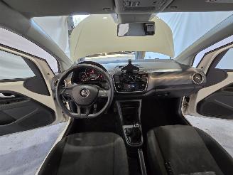 Volkswagen Up! 1.0 BMT move up! picture 19