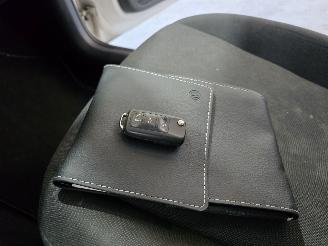 Volkswagen Up! 1.0 BMT move up! picture 29