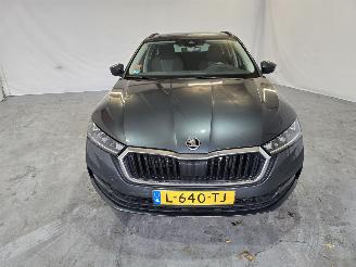 Skoda Octavia 1.0 TSI Ambition picture 2