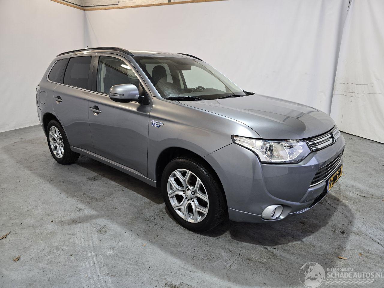 Mitsubishi Outlander 2.0 PHEV Business Ed