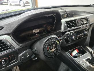 BMW 3-serie 320 iEdition M Sport Shadow Executive picture 9