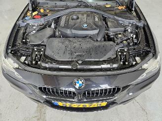 BMW 3-serie 320 iEdition M Sport Shadow Executive picture 12