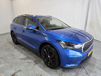 krockskadad bil auto Skoda Enyaq 60 First Edition 2021/6