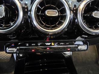 Mercedes Cla-klasse Shooting Brake 180 Bns Solution picture 33