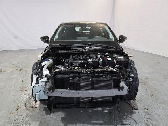 Peugeot 208 1.2 PT Active Pack picture 2