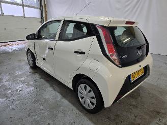 Toyota Aygo 1.0 VVT-i x-fun picture 5