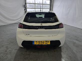 Peugeot 208 1.2 PureTech Active picture 6
