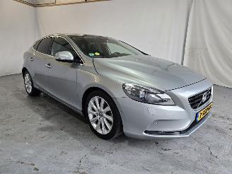 Schadeauto Volvo V-40 1.6 D2 R-Design 2013/10