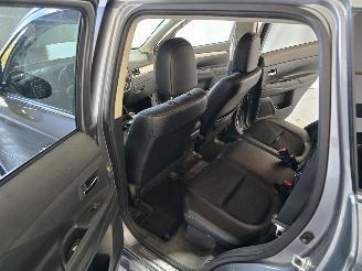 Mitsubishi Outlander 2.0 PHEV Intense + picture 25