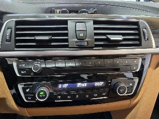 BMW 3-serie 320i Lux.Ed picture 24