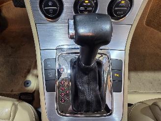 Volkswagen Passat 2.0 FSI Highline Business picture 30