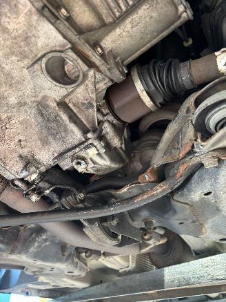 Peugeot 2008 1.6 VTi Féline picture 33