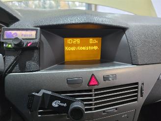 Opel Astra GTC 1.6 Enjoy picture 26