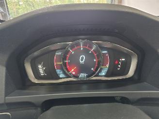 Volvo V-60 2.4 D6 AWD Plug-In Hybrid Summum picture 21