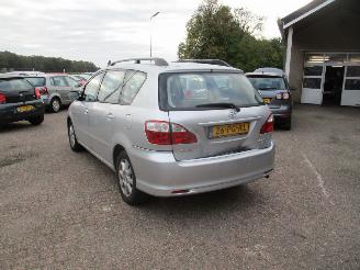 Toyota Avensis-verso 2.0 i Linea Sol 6P picture 5
