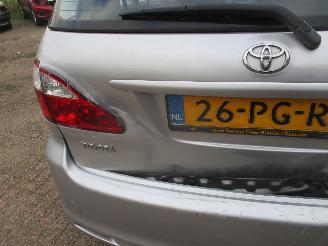 Toyota Avensis-verso 2.0 i Linea Sol 6P picture 11
